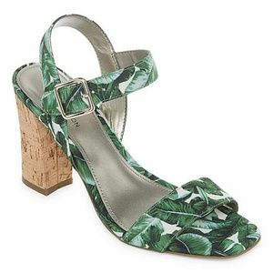 Worthington Baldwin Green Spring Leaf Sandals